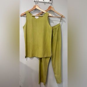 Vintage GoSilk Two-Piece Set in Pistachio